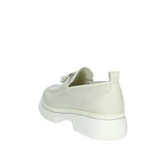 Mocasines de Mujer K-10702, Zapatos de Plataforma Blancos de Cuero - Product Image 2