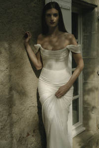 <span class=keywords><strong>Robe</strong></span> <span class=keywords><strong>de</strong></span> <span class=keywords><strong>mariée</strong></span> en forme <span class=keywords><strong>de</strong></span> sirène, manches <span class=keywords><strong>bustier</strong></span> drapées, épaules dénudées, mode, avec paillettes claires et perles - Product Image 4