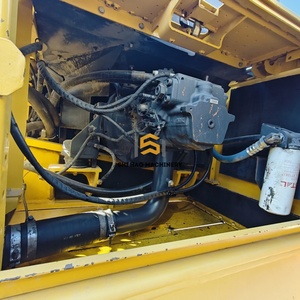 Excavatrice sur chenilles Komatsu PC350, 90% neuve, faible nombre d'heures, excellent rapport qualité-prix, à vendre - Product Image 6