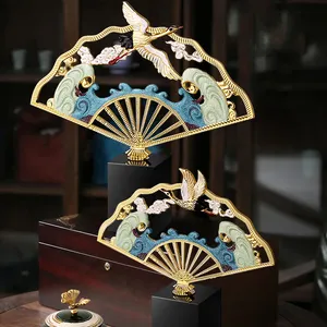 中国の旧正月ギフト2022装飾ファン亜鉛合金アクセサリーリビングルームの装飾高級