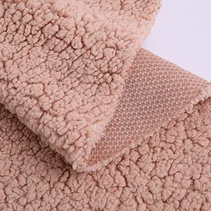 Lana de cordero para abrigo, 100% poliéster, 210gsm, suave y delicado, suave y cálido, fabricante, nuevo diseño de moda