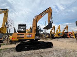 Excavadora de cadenas Sany Sy235c usada, 23.5 toneladas, motor de segunda mano, modelo 2022, 128kw de potencia, probada e inspeccionada - Product Image 3