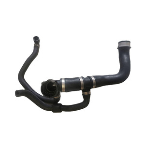 Manguera de Refrigerante Benbao Chima 2225014191 de Goma para Reemplazo y Reparación - Product Image 1