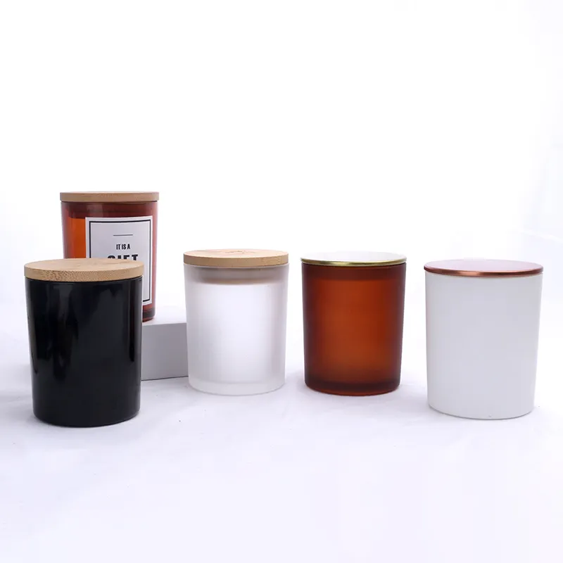 Yuvarlak 6oz buzlu Amber cam mum kavanozları beyaz siyah 7oz bambu alüminyum kapaklı 220ml mumluk