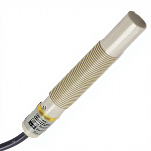 E2K-X4MF1 Capacitive Proximity Switch Capacitive <strong>Sensor</strong> - Product Image 1