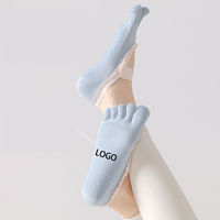 Chaussettes de sport respirantes, douces, antidérapantes, à lacets, à cinq doigts, pour le yoga et le pilates, pour femmes, personnalisées par Glacier Hot