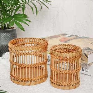 Porte-stylo en bambou vietnamien tressé, cage ronde en bambou ajourée, organisateur de rangement pour bureau, papeterie et outils de maquillage - Product Image 3