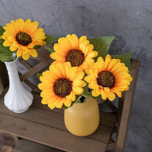 Tige unique de tournesol artificiel CallaFloral jaune en tissu tressé pour décoration de mariage et de maison - Product Image 1