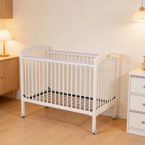 Cuna Mecedora de Madera Ajustable para Niños, Diseño de Cama para Bebés Recién Nacidos - Product Image 2