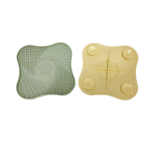 Nouveau tapis à lécher en silicone pour chien, écologique, compagnon de bain et coussin à lécher avec ventouses puissantes pour chats et chiens - Product Image 2