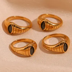 Jóias Vintage Gravado Banhado A Ouro Anéis À Prova De Água Olho De Cavalo Zircon Signet Ring Jóias De Aço Inoxidável