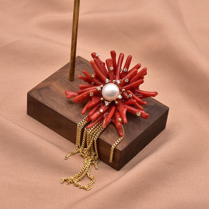 Natural Pearl Plating Iron Brooch Sea <strong>Bamboo</strong> Tassel Flower High-end Fashion Exquisite Small Fragrant Pearl Chest Women - Product Image 3
