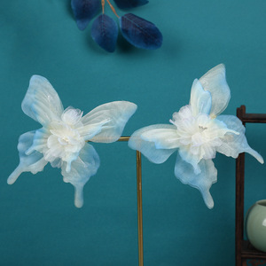 24 Nuevas Pinzas para el Cabello con Diseño Original Hecho a Mano, con Mariposa Azul Degradada y Diseño Floral Perforado, para Estilo Chino Tradicional - Product Image 1