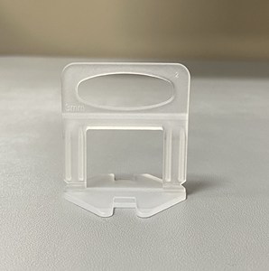 Système de nivellement des carreaux en plastique Clips et cales de nivellement des carreaux en céramique 100pcs Système de nivellement des carreaux - Product Image 4