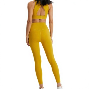 Ensemble de yoga côtelé tendance pour femme, vêtements de sport personnalisables avec logo, leggings sans couture taille haute, tenue de gym - Product Image 2