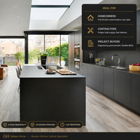 Armoires de cuisine modulaires modernes de taille personnalisable avec robinet, livrées en kit ou assemblées pour les projets de rénovation de cuisine