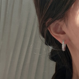 Pendientes de Plata de Ley S925, Diseño Retro, Estilo Nicho, Lujo Ligero, Microincrustaciones de Circonita, Joyería de Plata Básica y Moderna - Product Image 2