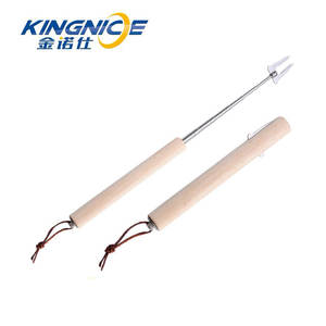 توريد مباشر التجارة الخارجية تلسكوبي أواني شواء الفولاذ المقاوم للصدأ شوكة مسننة المطاط مقبض الخشب الشواء الغذاء المعادن - Product Image 2