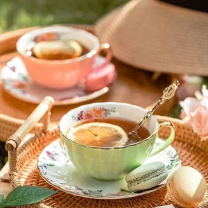 批发可爱金柄瓷咖啡杯陶瓷茶杯茶碟套装茶杯
