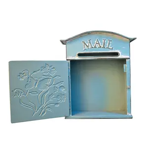 風化した金属製のメールボックスウォールマウントディストレストレターボックスヴィンテージポストボックス屋外装飾