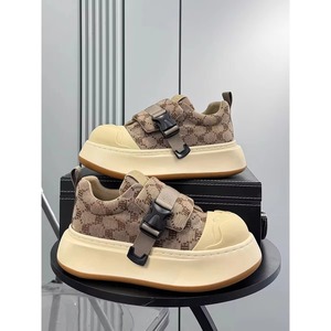 Chaussures de créateur pour hommes, baskets de running respirantes et confortables, style décontracté, chaussures de sport respirantes pour hommes - Product Image 1