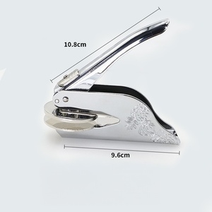 <span class=keywords><strong>Tampon</strong></span> en laiton avec <span class=keywords><strong>logo</strong></span> en cuir <span class=keywords><strong>personnalisé</strong></span> <span class=keywords><strong>Tampon</strong></span> en relief design <span class=keywords><strong>personnalisé</strong></span> - Product Image 5