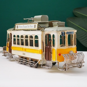 Modèle de voiture Vintage en étain fait à la main 2022 nouveau modèle de chariot jouet de ville portugaise en métal <span class=keywords><strong>artisanat</strong></span> cadeau Souvenirs touristiques - Product Image 5