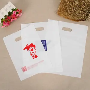 Mulut datar kreatif persegi dibuat di Cina Penyimpanan tahan debu putih bukan tenun tas debu Harga Untuk tas tangan