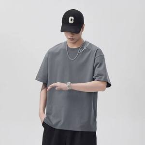 เสื้อยืดโอเวอร์ไซส์ผ้าคอตตอน 100% หนัก 210 แกรม พิมพ์ลาย พร้อมโลโก้แบบกำหนดเอง คอเสื้อหนา ผ้าถักลายเรียบ - Product Image 1