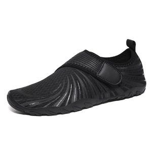 Nueva gran oferta 2024 para zapatos aguas arriba, zapatos de goma flexible a la moda para hombres, zapatos de playa con deslizamiento en el agua, <span class=keywords><strong>sandalias</strong></span> al por mayor - Product Image 3