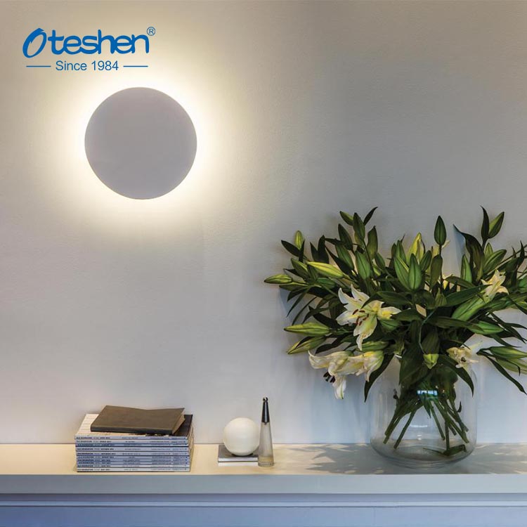 Красивый дизайн, высокий люмен 100 лм/Вт 12 Вт IP65 PC наружный настенный светильник