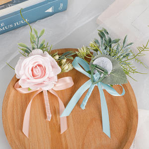 Fleur <span class=keywords><strong>de</strong></span> poignet Huasen pour demoiselles d'honneur, pour groupe <span class=keywords><strong>de</strong></span> sœurs, témoin du marié, mariage et remise des diplômes, <span class=keywords><strong>couronne</strong></span> <span class=keywords><strong>de</strong></span> bienvenue pour la mariée - Product Image 6