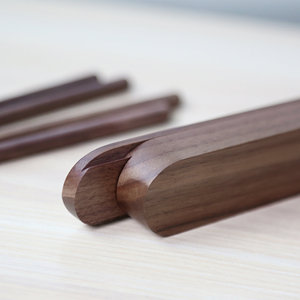 Boîte à baguettes portable en bois de noyer noir, étui de rangement rectangulaire pour les voyages et l'usage domestique - Product Image 3