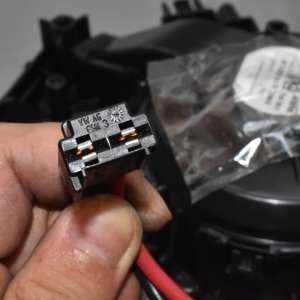 OE #   5Q2819021A 3Q2819021A 5Q2819021B 5Q2819021C Moteur de <span class=keywords><strong>ventilateur</strong></span> de climatisation 12V pour voiture RHD VW Passat GOLF MK7 <span class=keywords><strong>Audi</strong></span> Q3 <span class=keywords><strong>A3</strong></span> TT SKODA Karoq - Product Image 3