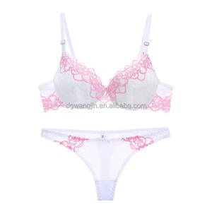 Nuovo Set di Biancheria Intima Sexy in Raso Traspirante con Pizzo per Donne Mature Taglie Forti 2025 - Product Image 3