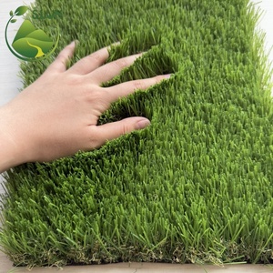 Vendita all'ingrosso calda decorazione <span class=keywords><strong>erba</strong></span> sintetica semi ad alta densità resistenza Uv 6 anni <span class=keywords><strong>erba</strong></span> artificiale <span class=keywords><strong>prato</strong></span> all'aperto - Product Image 5