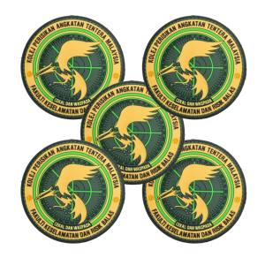 Badge/étiquette thermocollante en PVC, en caoutchouc souple 3D moulé sur mesure par Industrial Partner, en silicone et polychlorure de vinyle. - Product Image 3