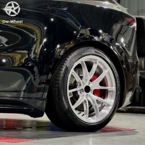 Rines Forjados DW en Plata Pulida de 18, 19, 20, 21 y 22 Pulgadas, 5x112, 5x114.3, 5x120, 5x127 para Tesla Model Y, BMW, Camaro, Malibu, Suburban - Product Image 4