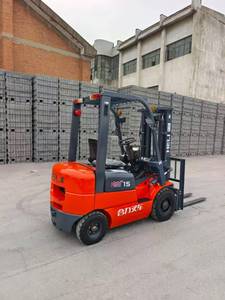 Carrello Elevatore Diesel Usato Heli da 1,5 Tonnellate di Alta Qualità a Basso Prezzo, di Seconda Mano, in Vendita - Product Image 3