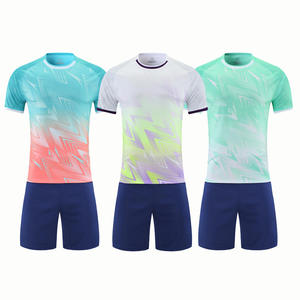 ชุดฟุตบอลกางเกงขาสั้นผ้าโพลีเอสเตอร์ New100 % ผ้าแห้งเร็วชุดฟุตบอลสำหรับเด็กปรับแต่งได้ทุกเพศแบบอัตโนมัติ - Product Image 3