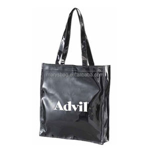 Sac à bandoulière en PVC à la mode qui vous fait remarquer où que vous alliez - Product Image 1