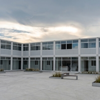 Conteneur modulaire préfabriqué économique de 40 pieds pour hôtels, cuisines, salles de bain et solutions scolaires – Idéal pour les maisons conteneurs préfabriquées