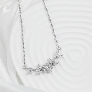 Rakol ZPN277 Elegantes Accesorios de Moda Joyería Estilo Vintage para Mujer con Forma de Flor con Cadena de Eslabones - Product Image 4