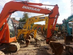 รถขุด DH80-7 Doosan ของแท้มือสอง8Ton รถขุดตีนตะขาบทำงานน้อยกว่า - Product Image 3