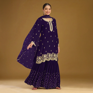 Traje de Rayón Morado Bordado para Mujer con Dupatta, Atuendo Tradicional Indio-Pakistaní, Largo hasta el Suelo, Corte Holgado, Ropa de Boda - Product Image 1