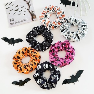 Chouchous pour cheveux à haute élasticité pour femmes, motifs Citrouille d'Halloween, Crâne, Empreinte de main fantôme, accessoire capillaire pour fête d'Halloween et déguisement - Product Image 1
