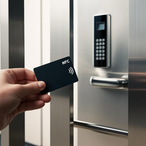 Baliza de plástico de PVC personalizada, tarjeta de visita NFC, Chip inteligente, tarjeta de identificación Digital, Control DE ACCESO IP68, resistente al agua para rastreador <span class=keywords><strong>Bluetooth</strong></span> - Product Image 3
