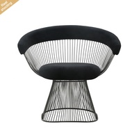 Fauteuil d'appoint classique en métal noir avec structure en fil de fer, fauteuil design, style mid-century modern, pour salon ou salle de séjour