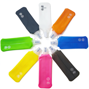 ขวดน้ำแบบพับได้ ปราศจากสาร BPA สำหรับวิ่งมาราธอน เดินป่า ปั่นจักรยาน  ทำจากวัสดุ TPU ป้องกันการรั่วซึม เหมาะสำหรับเล่นกีฬา - Product Image 2