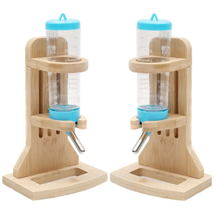 Bebedero Vertical de Madera Ajustable en Altura de Alta Calidad para Hámsters y Animales Pequeños - Product Image 1
